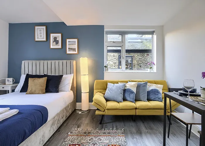 Hackney Central Deluxe Apartment